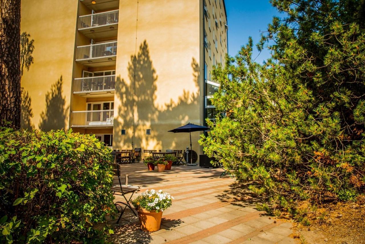 Hotell Moerby - Danderyd Hospital Exterior foto